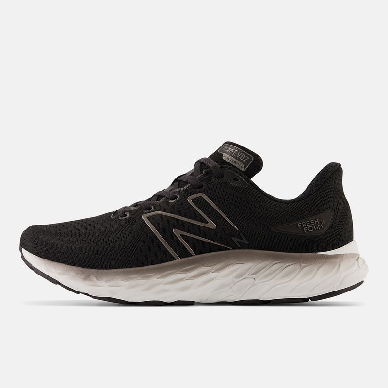 Ténis New Balance Fresh Foam Evoz v2