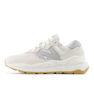 Tênis New Balance 5740 Feminino