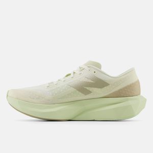 Tênis New Balance Fuelcell Rebel V4 Masculino