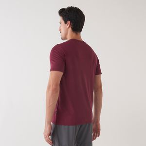 Camiseta Logo Performance Masculina