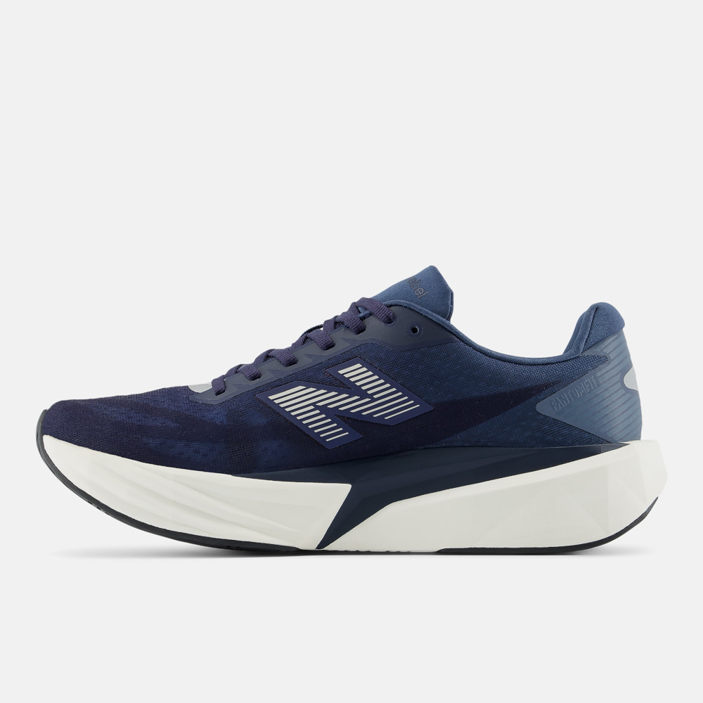 Tênis New Balance Fuelcell Rebel V5 Masculino
