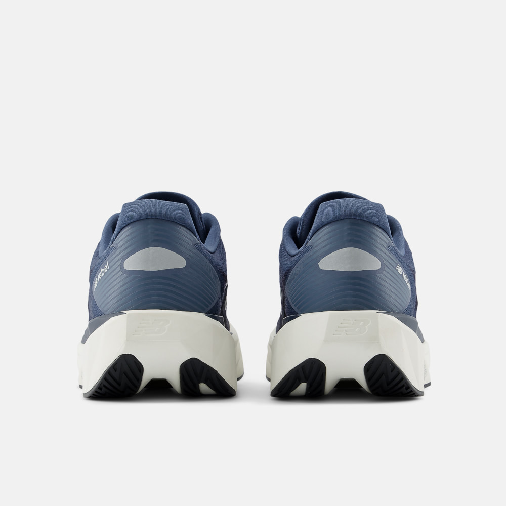 Tênis New Balance Fuelcell Rebel V5 Masculino
