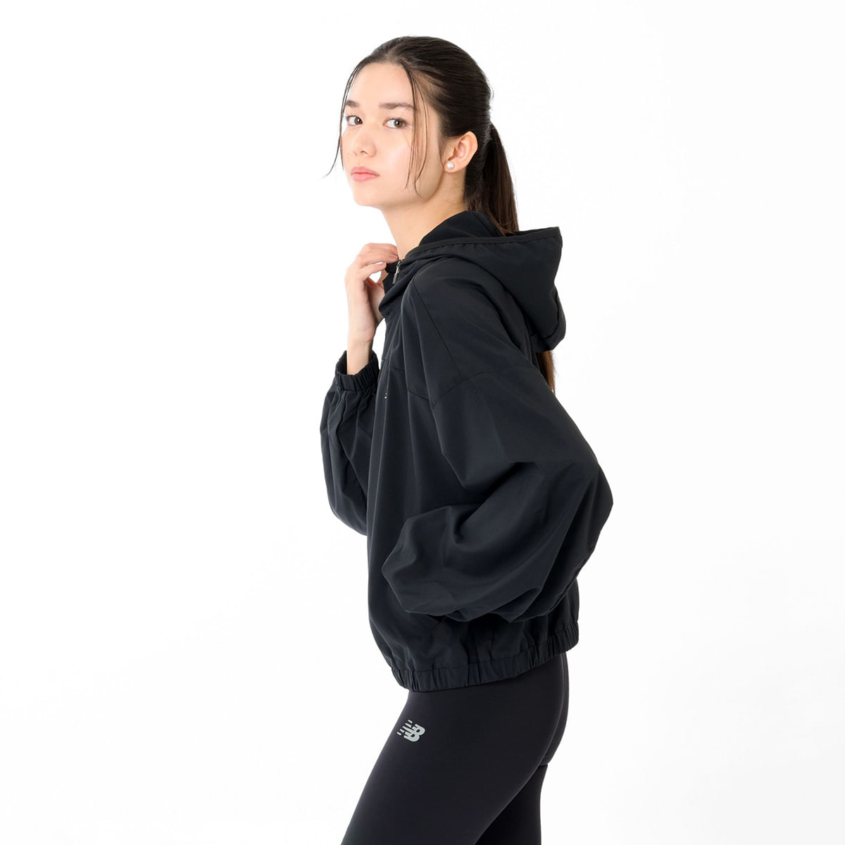 JAQUETA FEMININA NEW BALANCE SPORT WOVEN