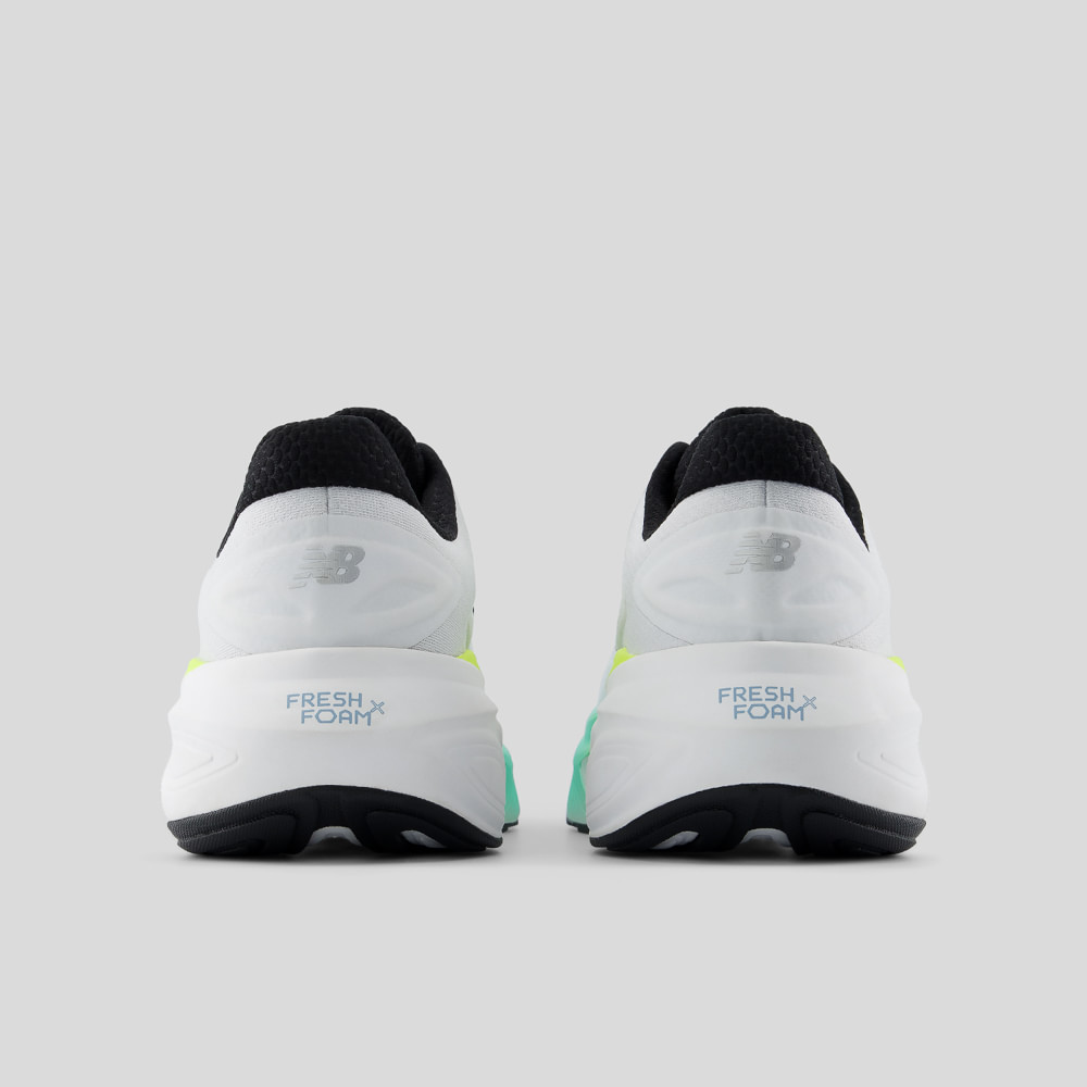 Tênis New Balance Fresh Foam X More V6 Masculino